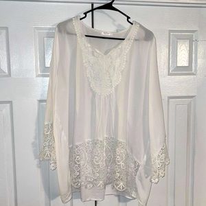 Soteer Womens Top Size XL Color White